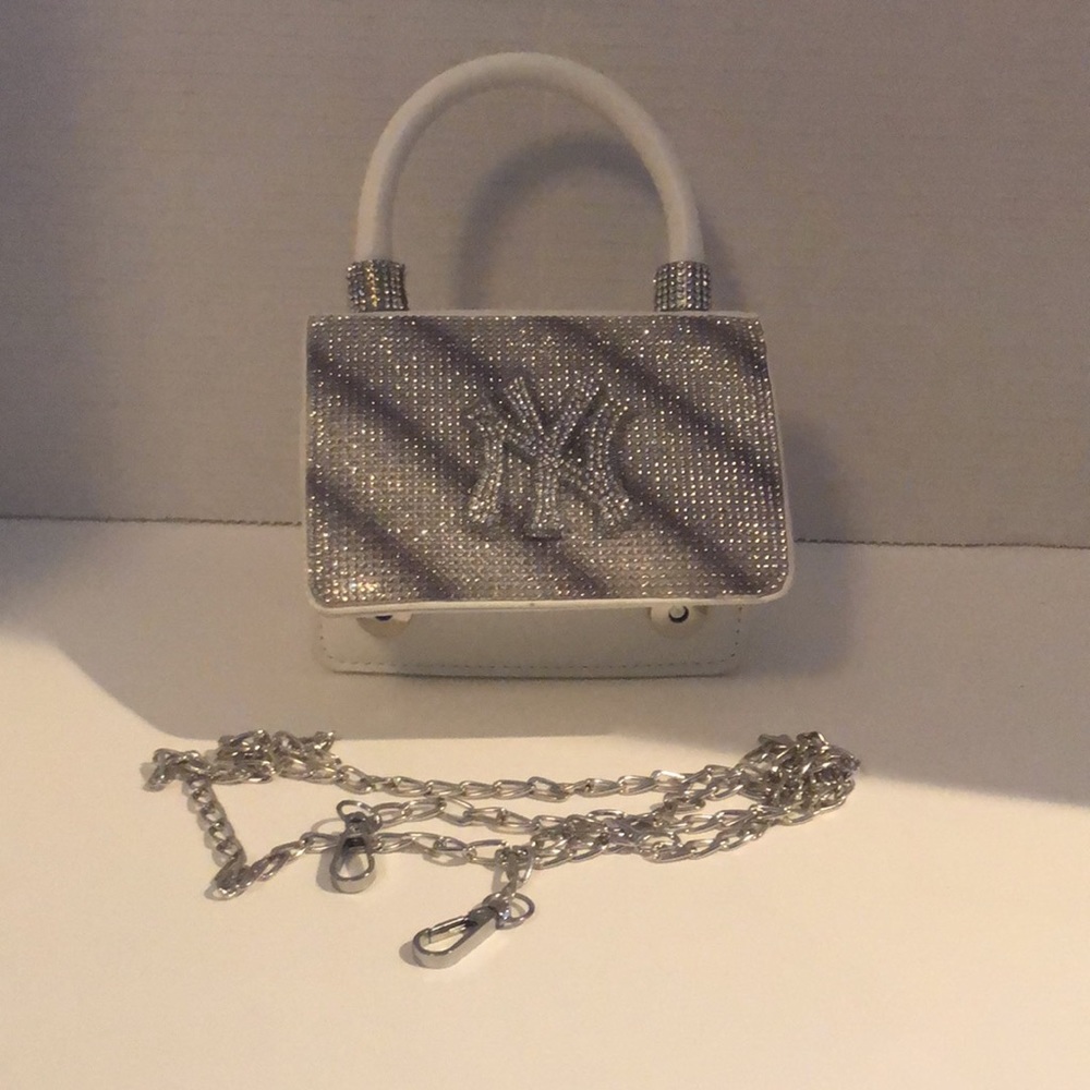 Mini Purse - Picture 3 of 4